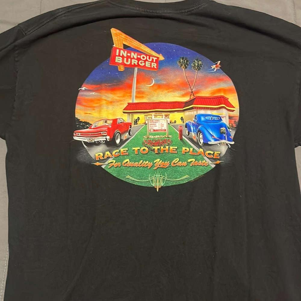 VINTAGE in n out shirt